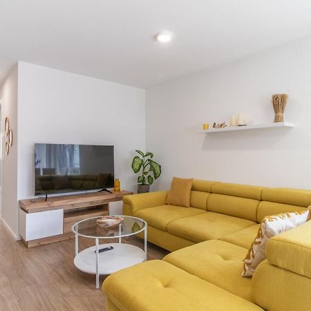 Unique: Zentrumsnahe 2 Zimmerwohnung In Villingen Mit Netflix 1 Og ภายนอก รูปภาพ