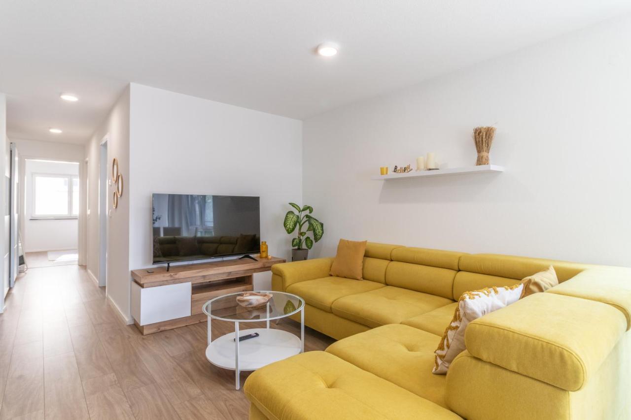 Unique: Zentrumsnahe 2 Zimmerwohnung In Villingen Mit Netflix 1 Og ภายนอก รูปภาพ